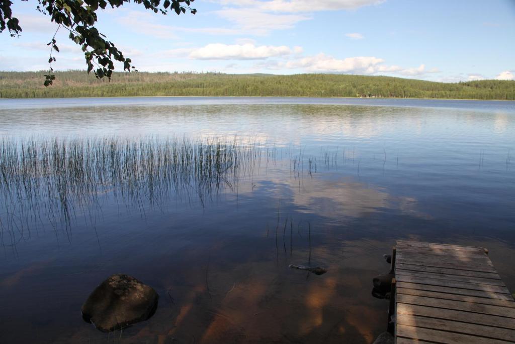 Reindeer Lake Resort Lampsijärvi Exteriér fotografie